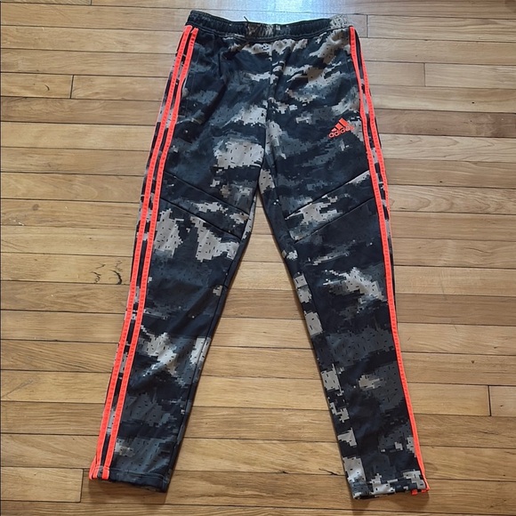 Adidas Camo Pants with Neon Orange accents. Boys size large - Picture 1 of 7